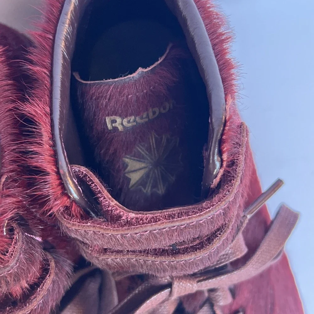 Reebok Freestyle Pony Hair Vibram Womens Sz 8 Amber Rose Merlot Gold Sneaker